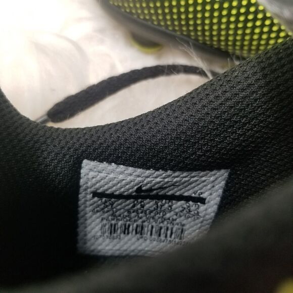 NIKE KLEATS. SIZE 5Y. - Picture 10 of 16